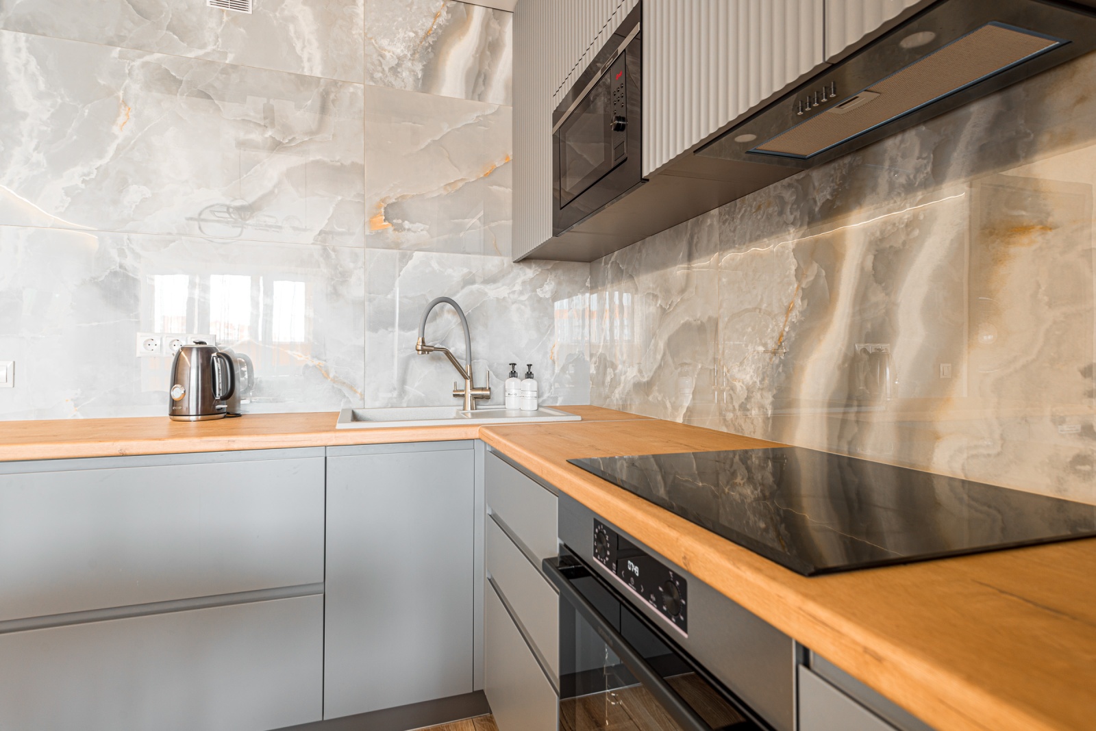 Студия loft рядом с мнтк в новом микрорайоне