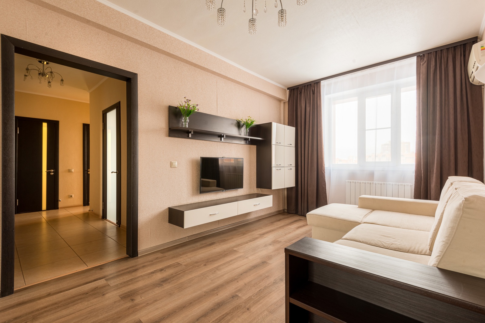 Современная В ЦЕНТРЕ, 2 кондиционера, 2 TV, с гостиничным сервисом
