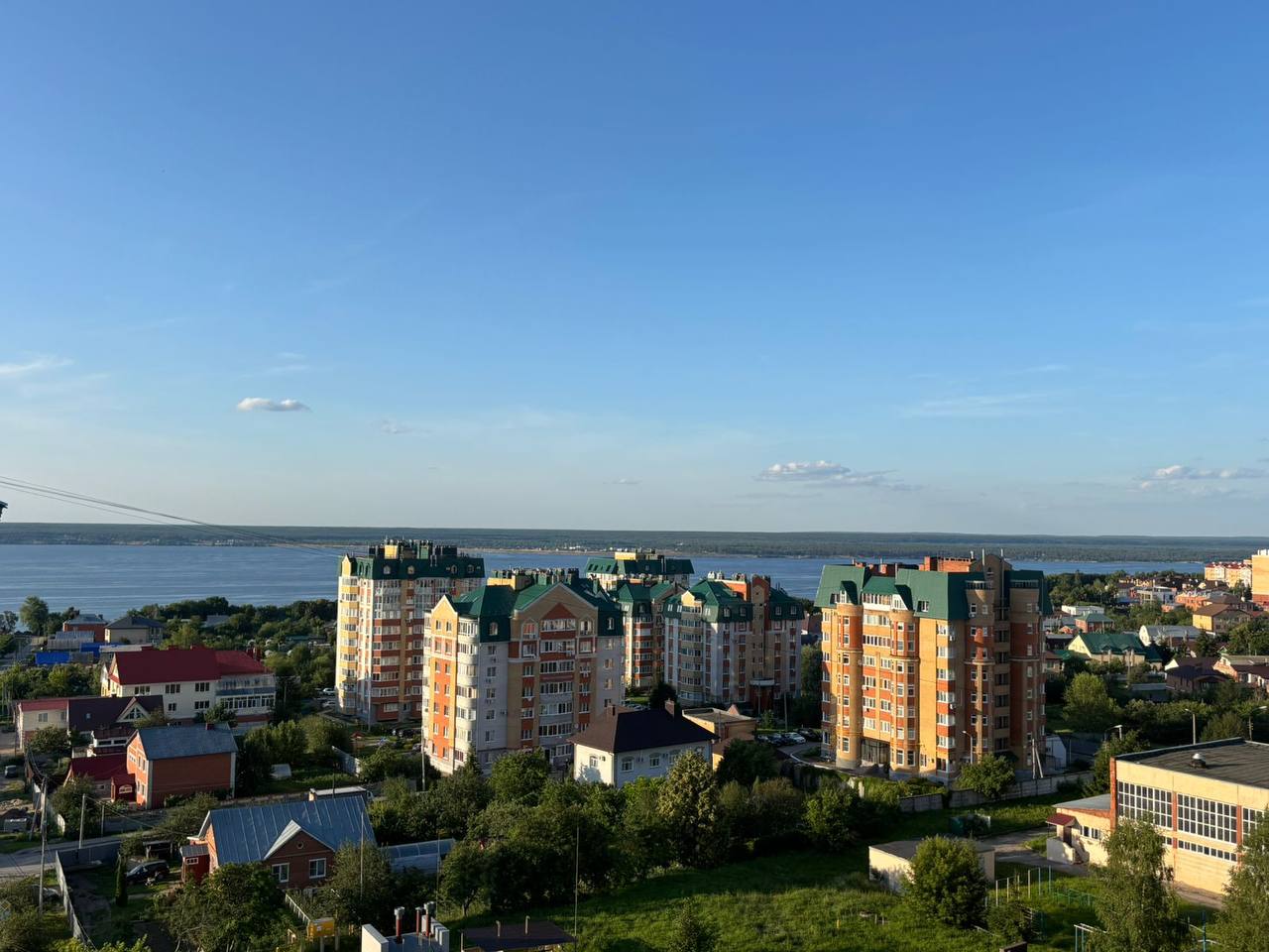 Квартира с евроремонтом на улице Максима Горького