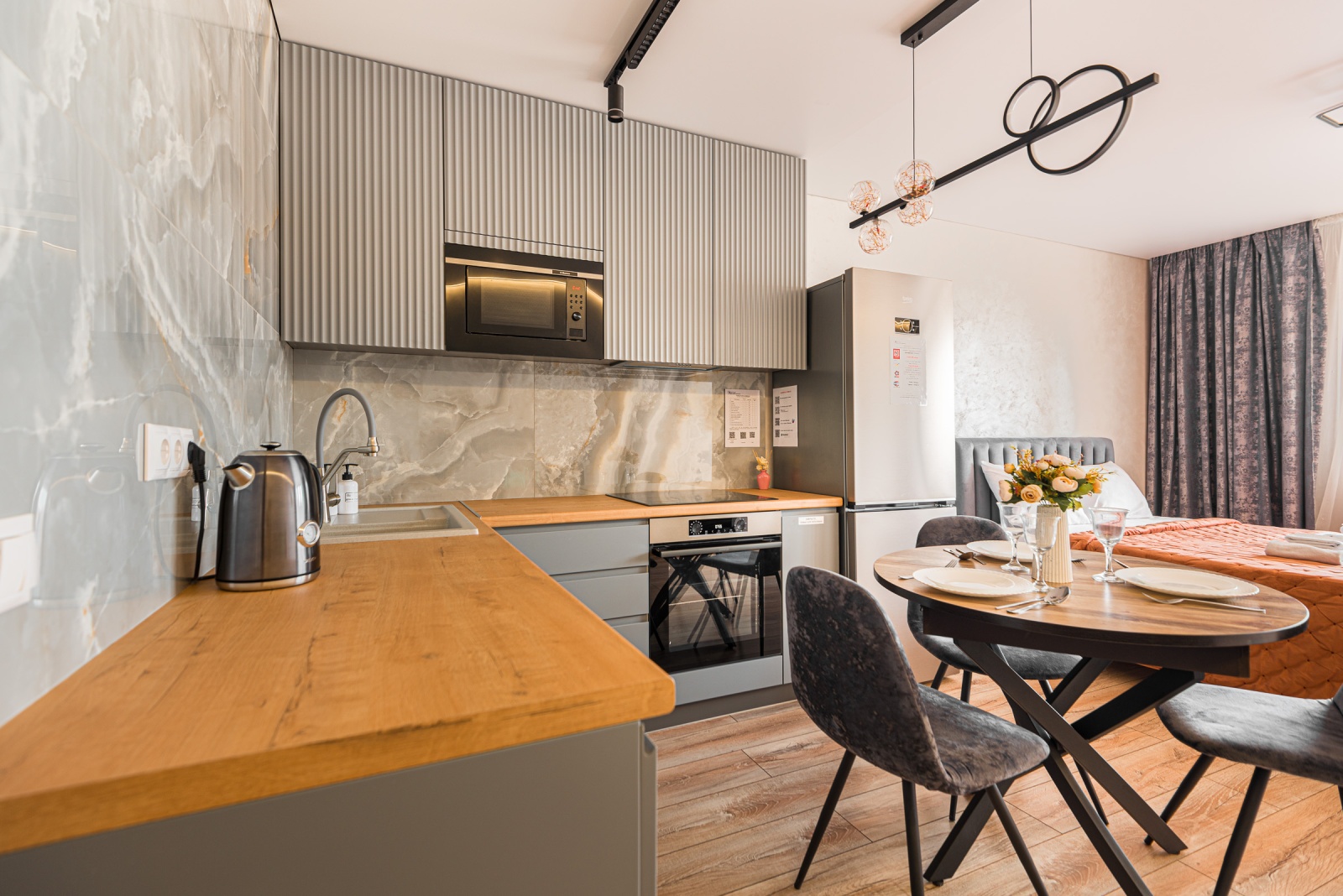 Студия loft рядом с мнтк в новом микрорайоне