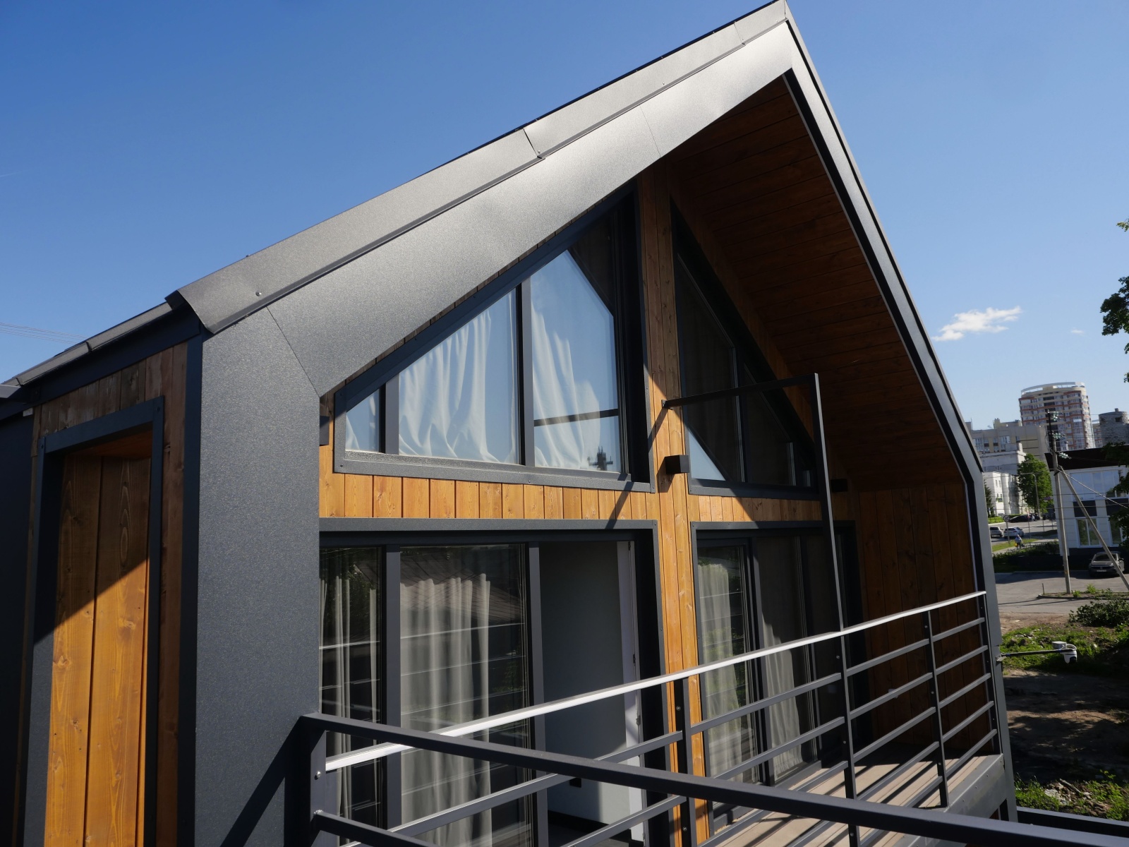 5-комнатный дом на Б. Хмельницкого, 180м²